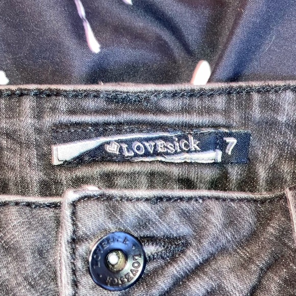 Hot Topic Jean Shorts - Picture 5 of 6